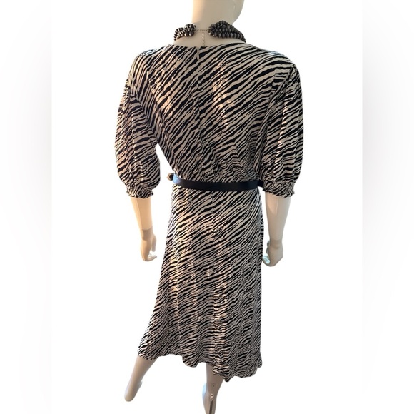 Anthropologie Faithfull The Brand Zebra Print Midi Dress Size L, Pre-Own EUC - Picture 3 of 6